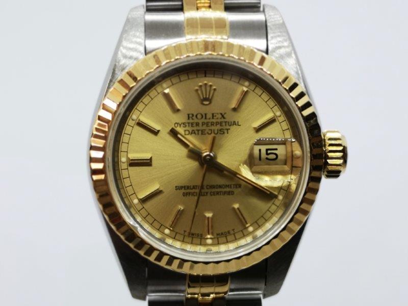 The classic Rolex Datejust for a classy Lady clasp