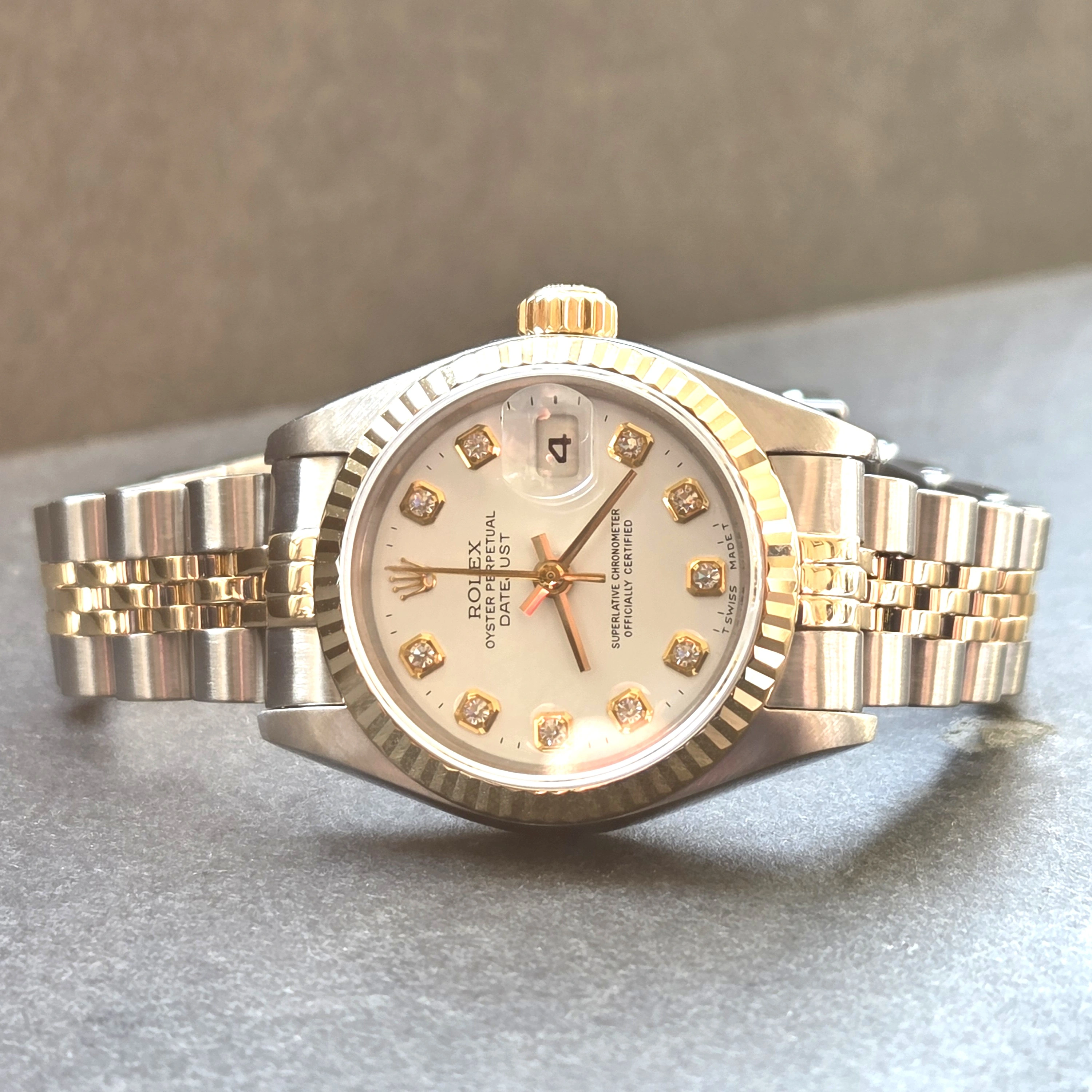 Big Diamond DateJust White Dial crown