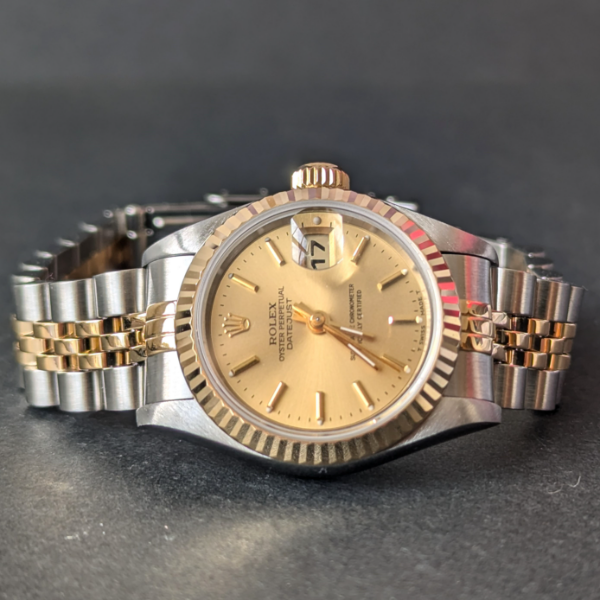 champagne dial rolex 26mm side