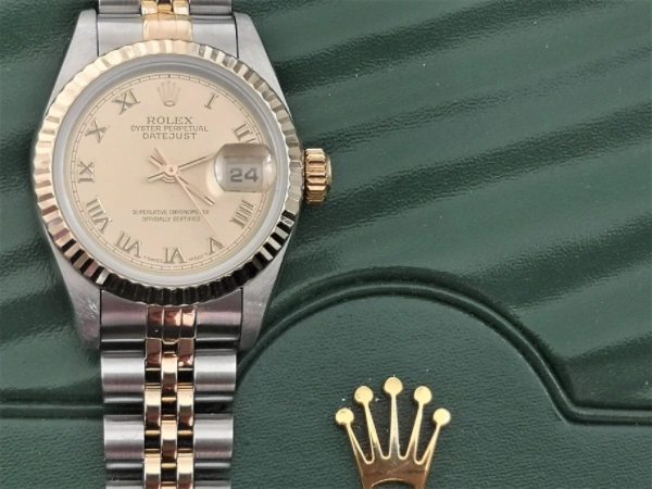Champagne Roman dial lady DateJust dial