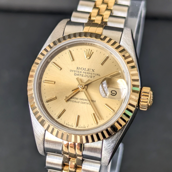 Classic Champagne dial datejust dial
