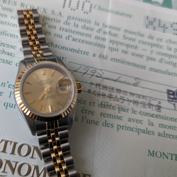 Classic Champagne dial datejust crown