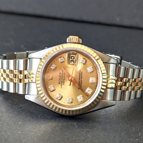 Diamond Champagne diald Lady-DateJust dial