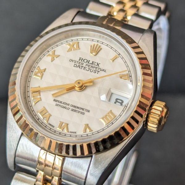 Ivory Dial DateJust 26mm front