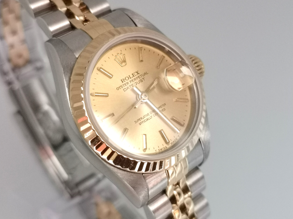 Preowned Ladies Rolex DateJust front