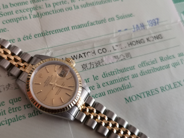 Preowned Ladies Rolex DateJust side