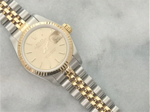 Preowned Lady-DateJust Ireland clasp