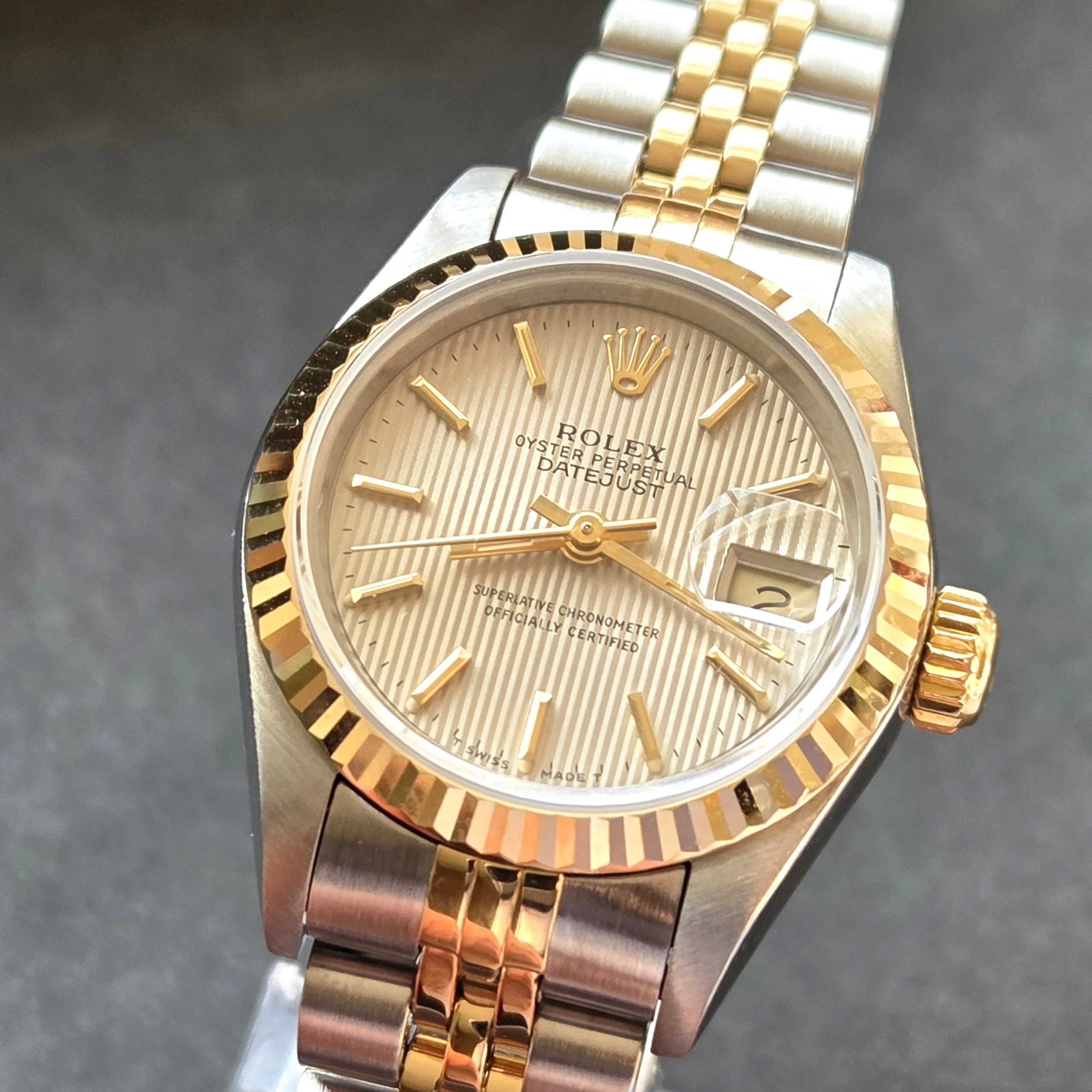 Silver Tapestry Dial Rolex 26mm -A stunning DateJust front