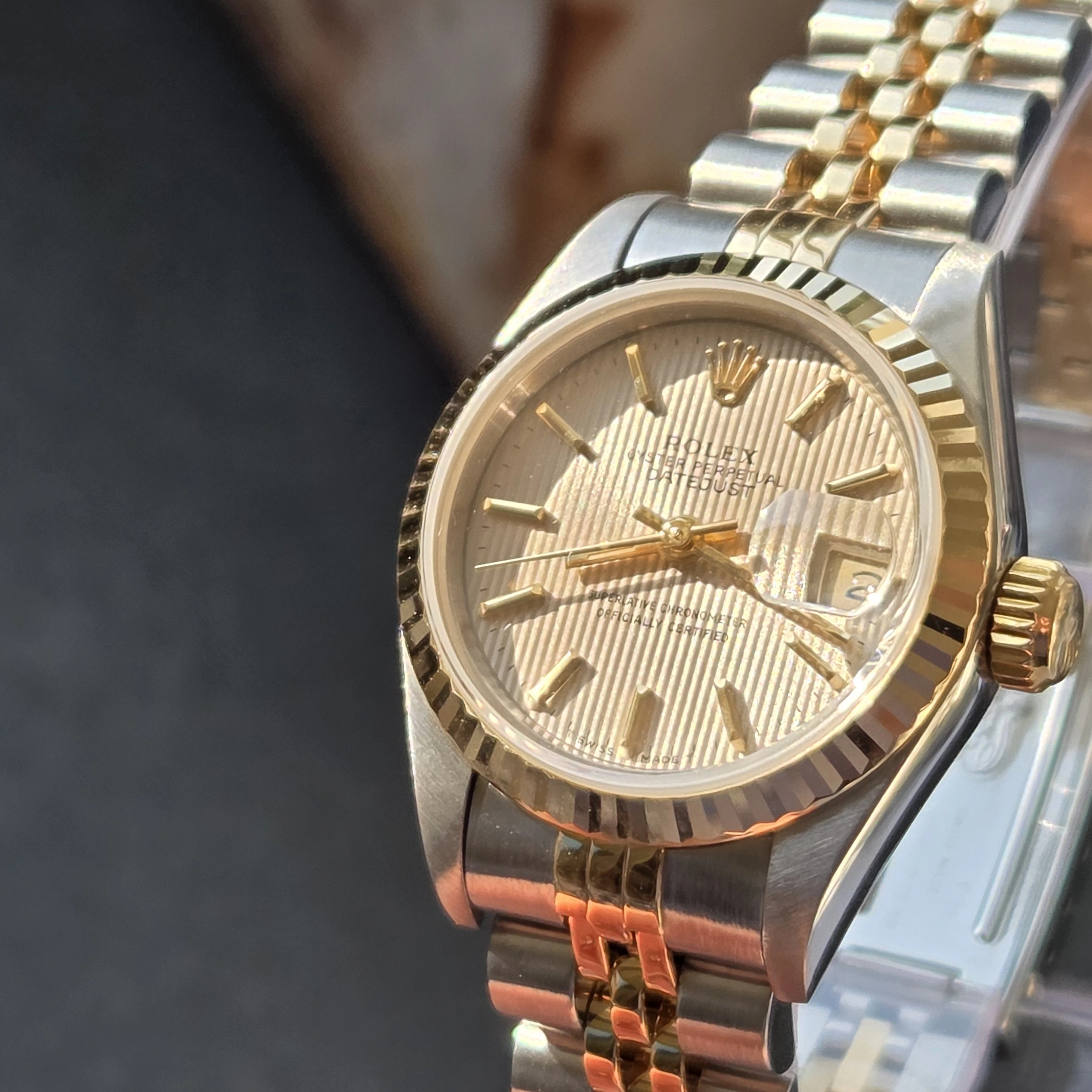 Silver Tapestry Dial Rolex 26mm -A stunning DateJust side