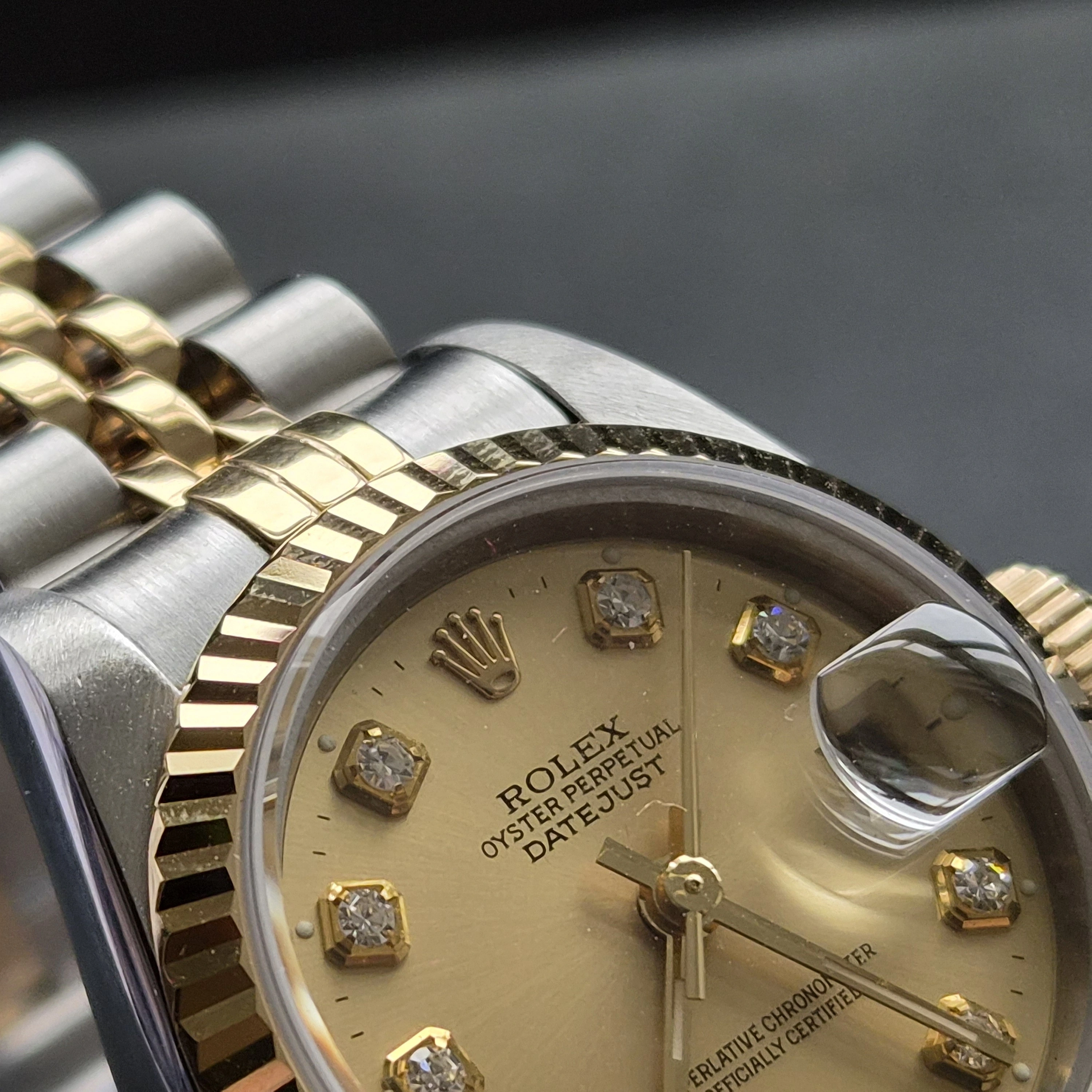 Vintage Champagne Diamond Dial  crown