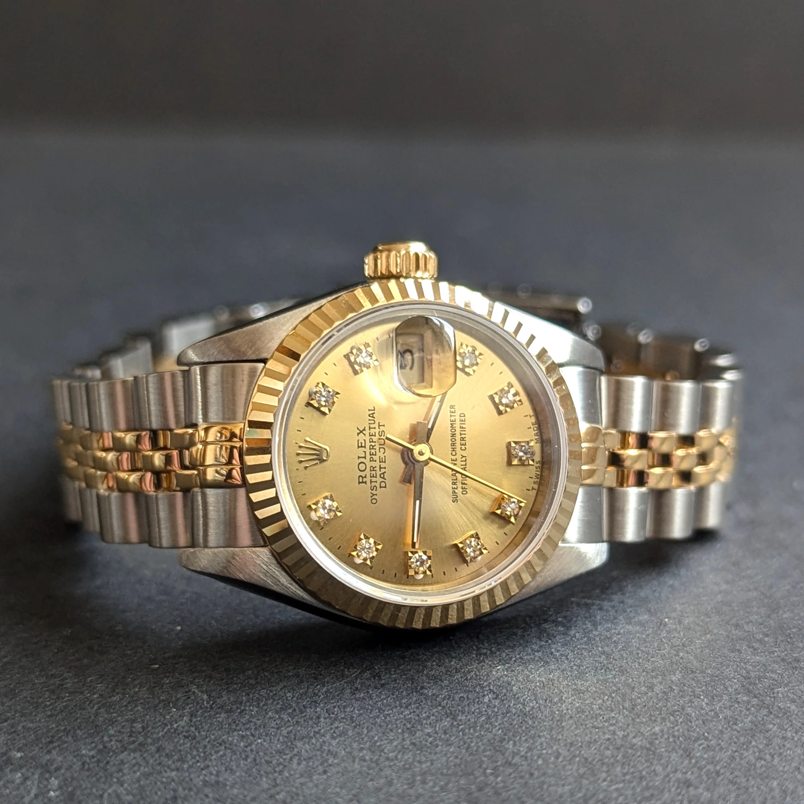 Vintage Diamond 26mm Rolex DateJust crown