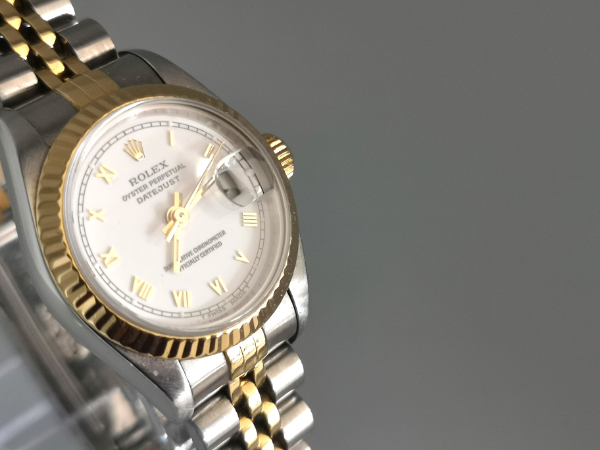 White dial ladies datejust  front