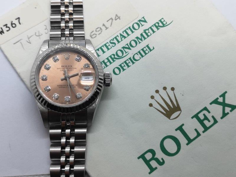 Ultimate feminity by Rolex-Pink dial with diamonds crown
