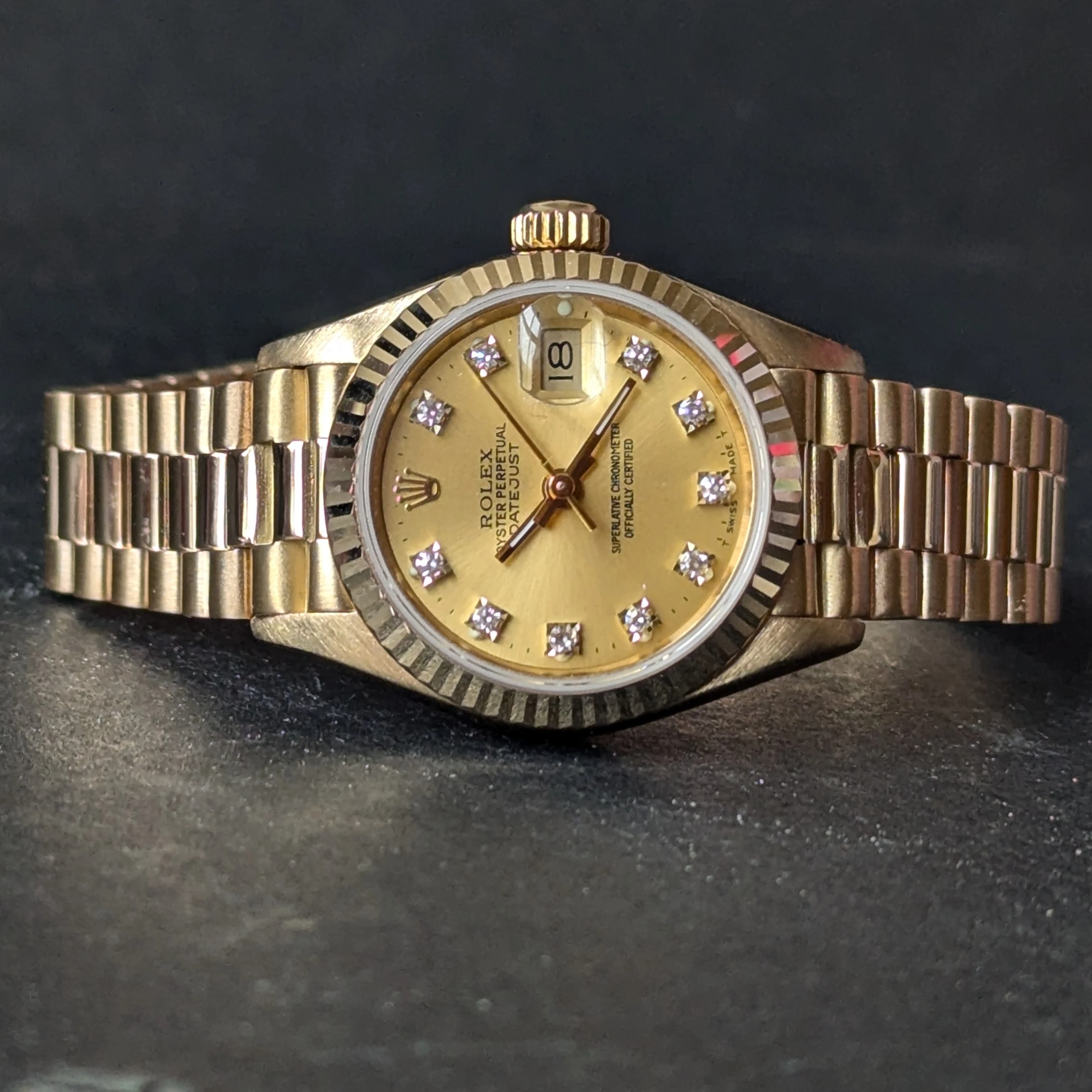 18ct Gold 26mm Rolex DateJust front