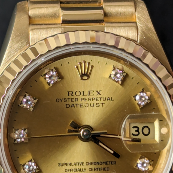 Gold Diamond Dial 26mm crown