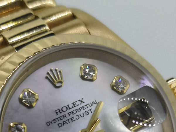 Gold Lady-DateJust president  clasp