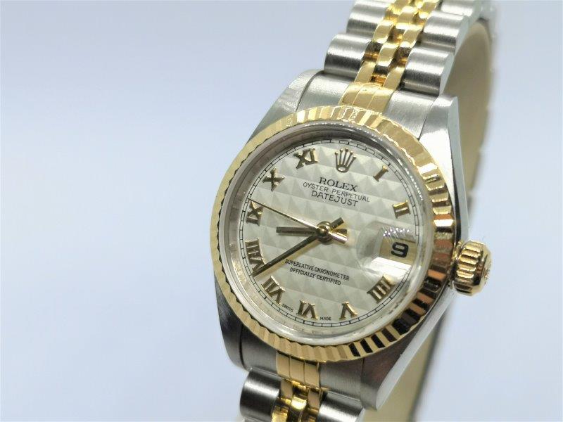 Ladies DateJust with rare Tapestry dial dial
