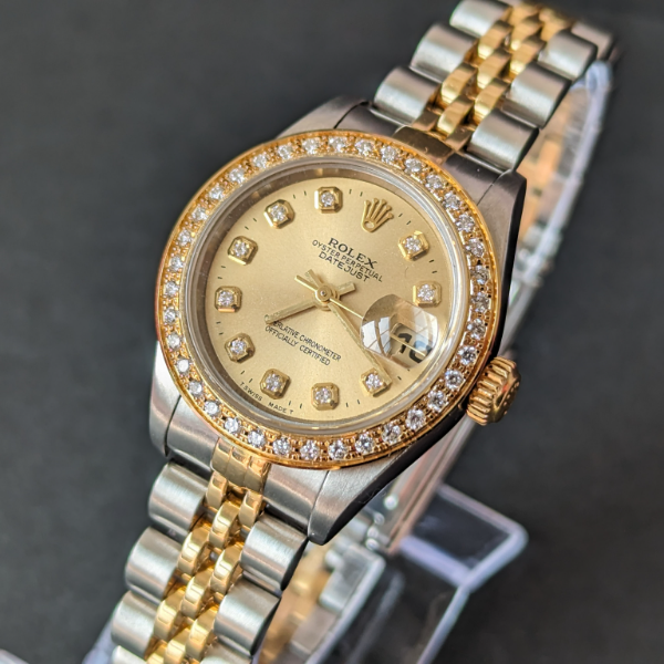 Diamond Bezel and Dial DateJust side