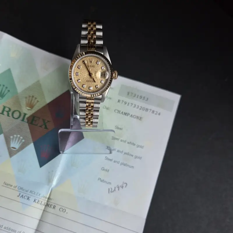 Rolex Lady-Datejust 26mm – A Timeless Statement of Luxury bracelet