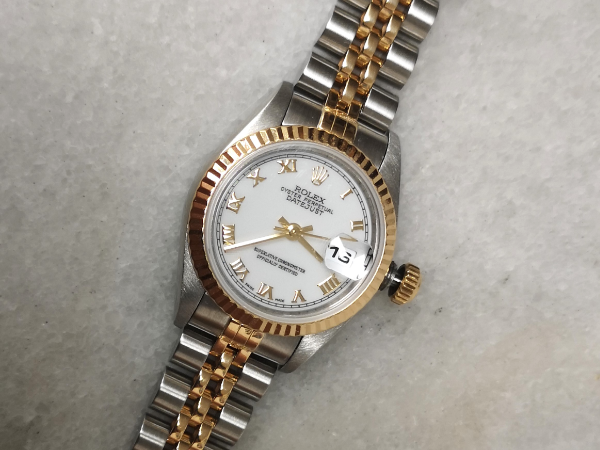 White Dial with Gold Numerals Datejust, dial