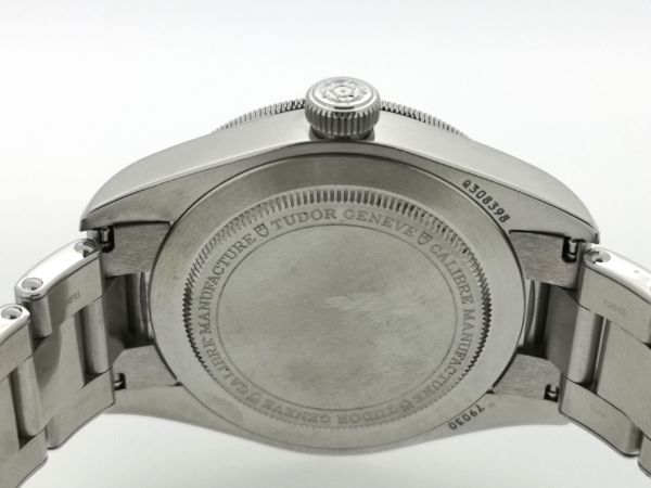Tudor Black Bay Fifty Eight ref. 79030N, black - dial close-up