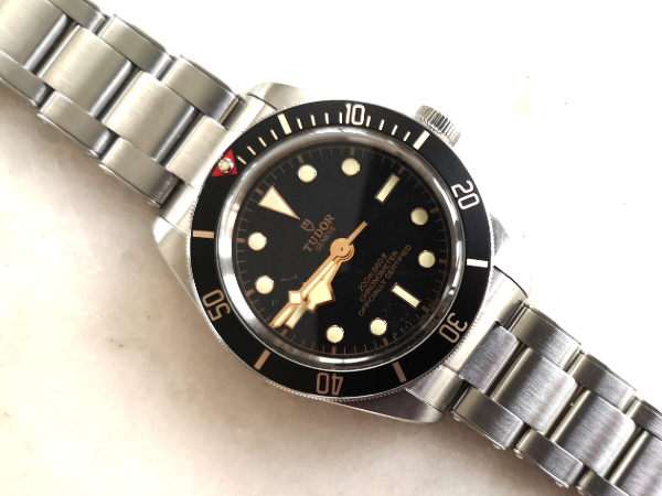 Tudor Black Bay Fifty Eight ref. 79030N, black - side profile