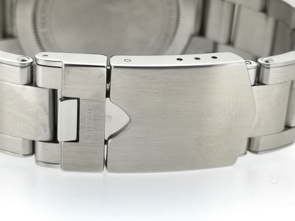 Tudor Black Bay Fifty Eight ref. 79030N, black - crown and case